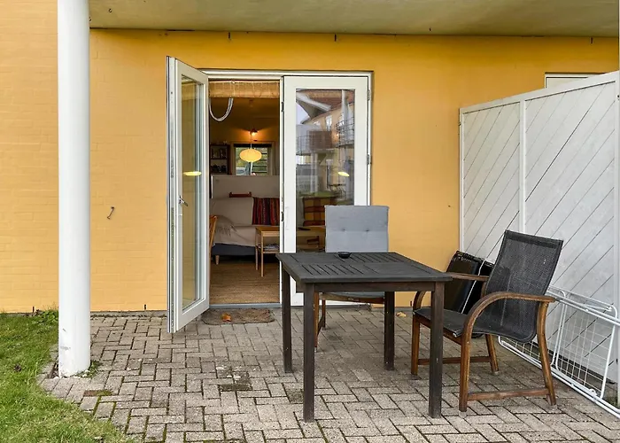 Awesome In With House A Panoramic View *
